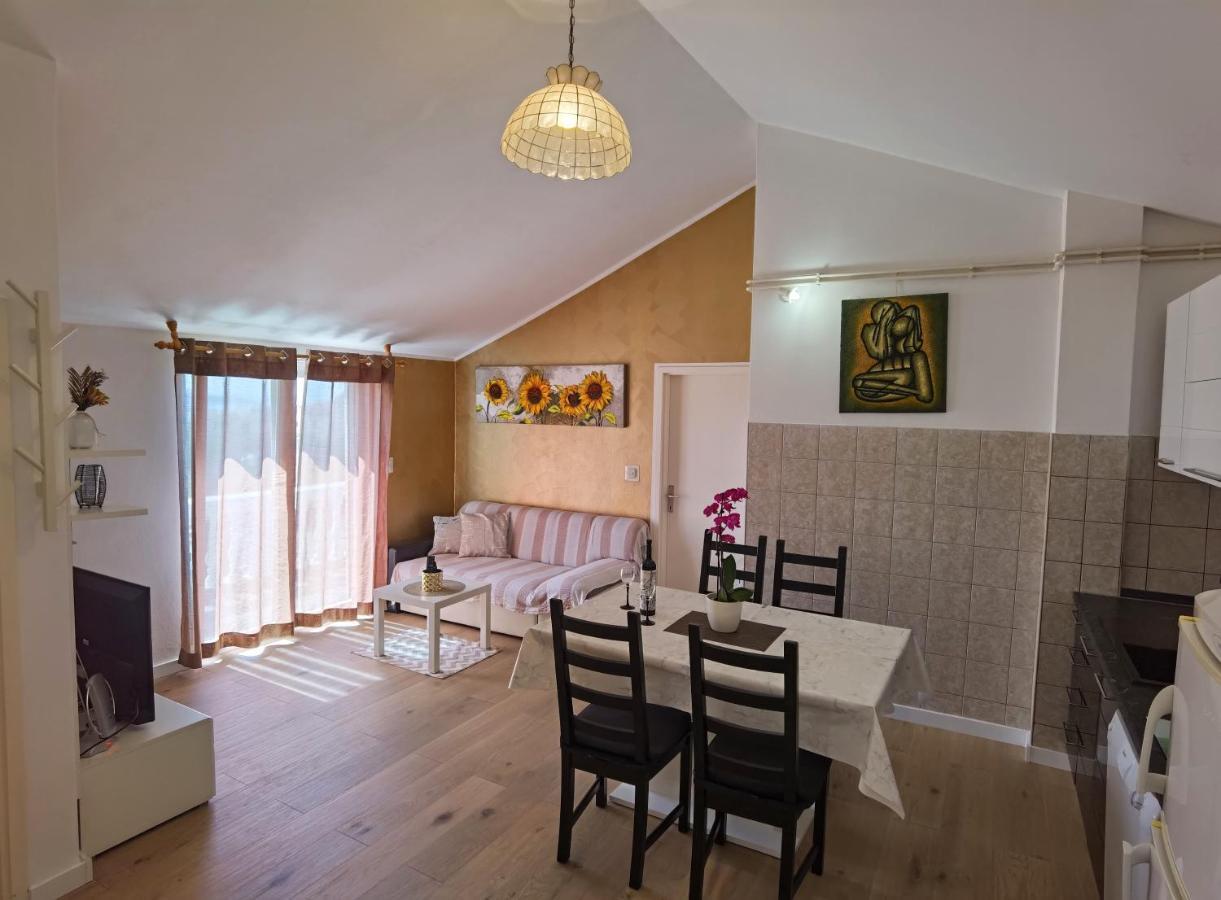 Apartments & Rooms Milena Vodice Exterior foto